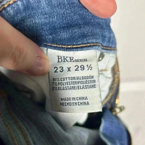 BKE Payton Universal Fit Mid Rise Bootcut Jeans. 23 x 29 1/2. Buckle Denim. - Picture 9 of 10